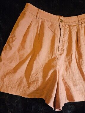 UNIQLO Womens linen blend shorts size Medium, Teracota, Light Orange Minimalist